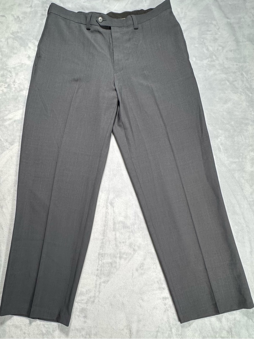 Haggar 36x30 Gray Dress Pants Mens Premium Comfort Classic Fit Slacks